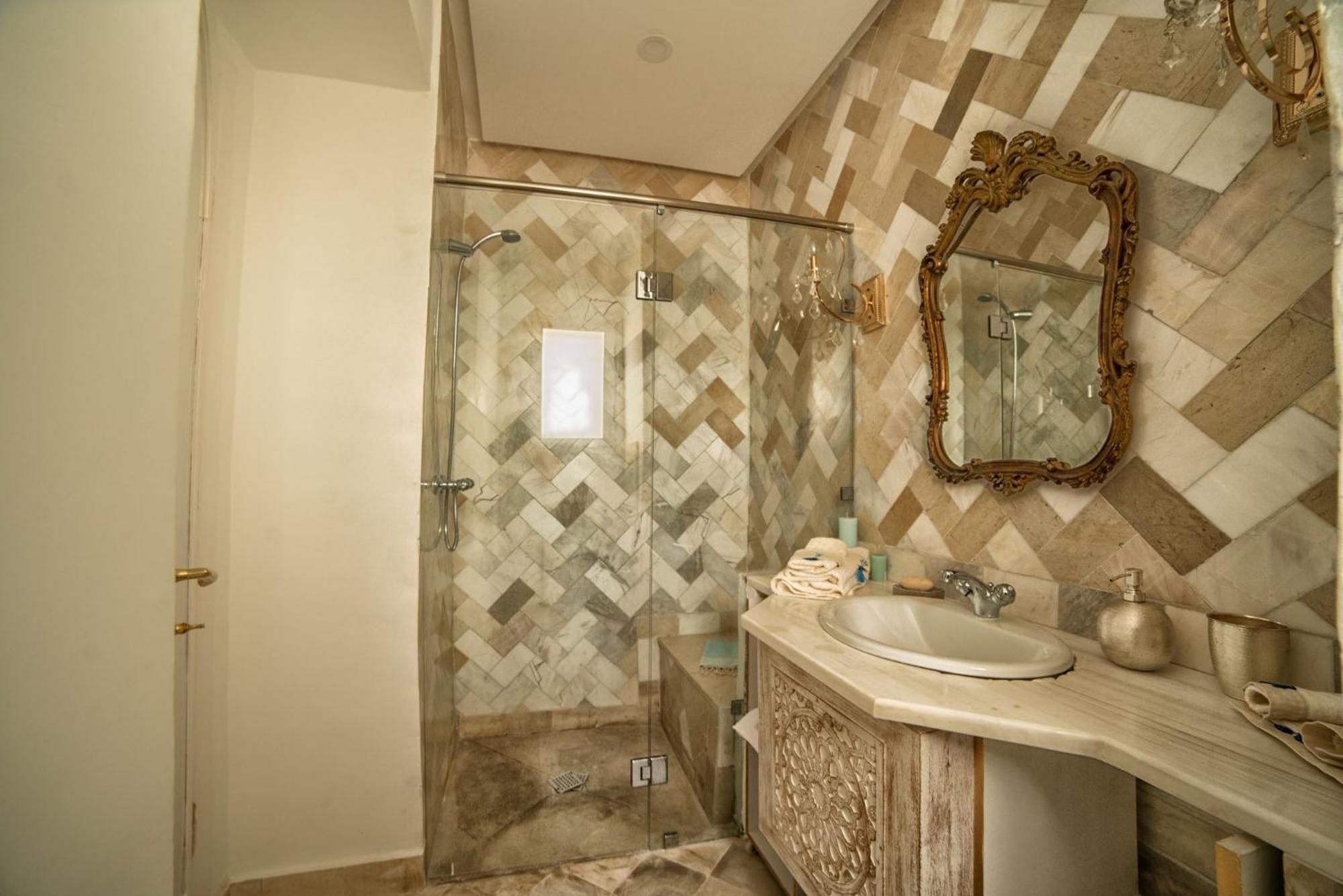 Dar El Molk Concept Hotel And Spa Mornag Bagian luar foto